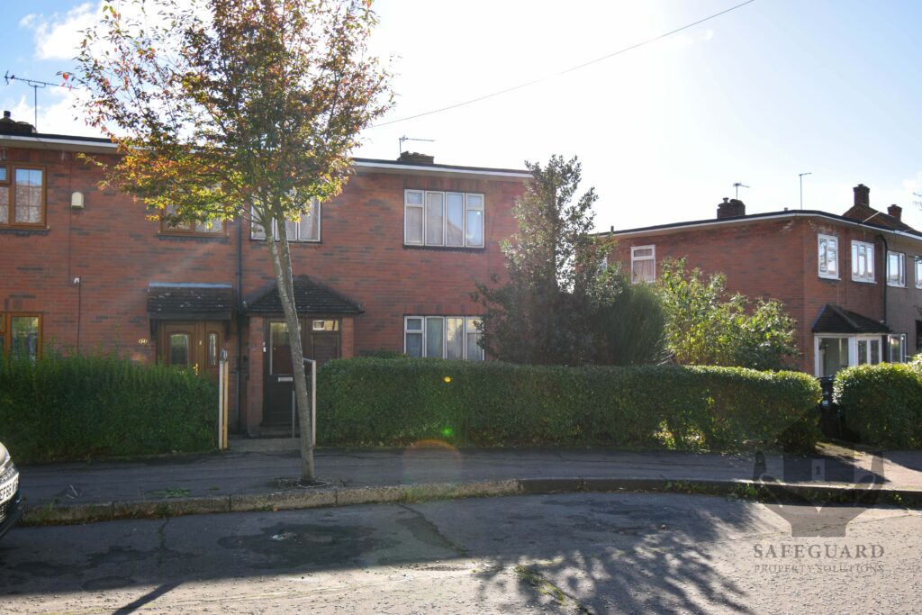 Crossbow Road,  Chigwell, IG7 4EZ