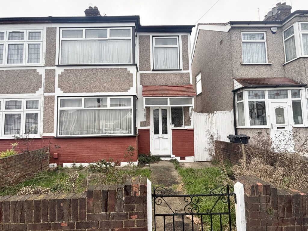 Somerville Road, Chadwell Heath, Romford RM6 5BD