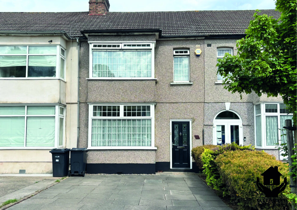 Hazelbrouck Gardens, Ilford, IG6 2XN